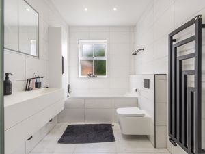 Photo 33- click for photo gallery